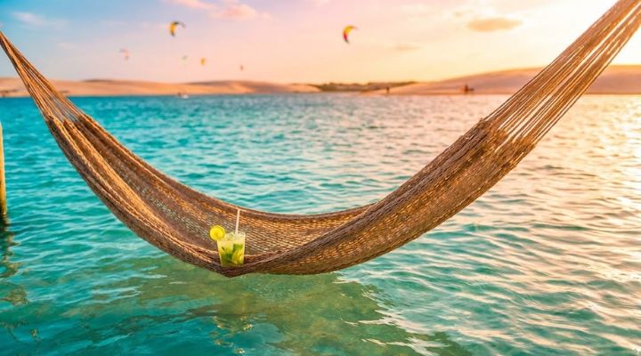 Dicas de viagens para Jericoacoara - praia e caipirinha